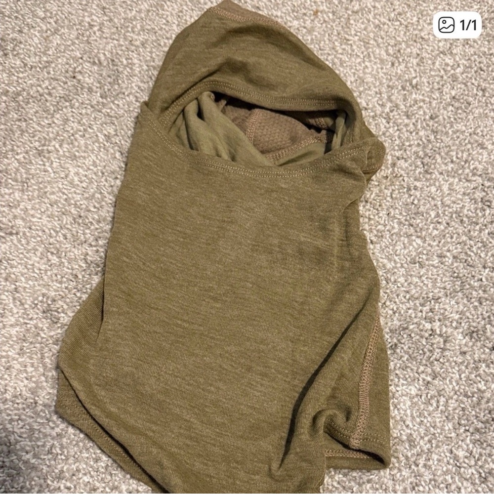 Olive Green Hooded Top 2x ski masks brown and olive green. Brand new. Never worn